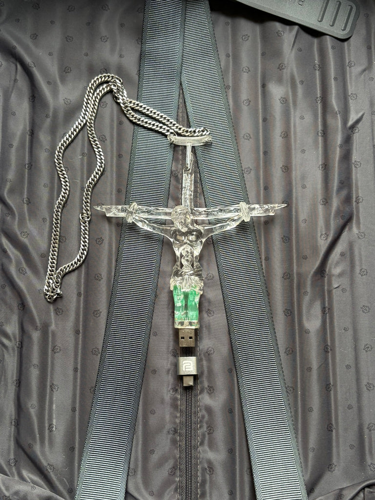 B-VIRUS CRUCIFIX USB