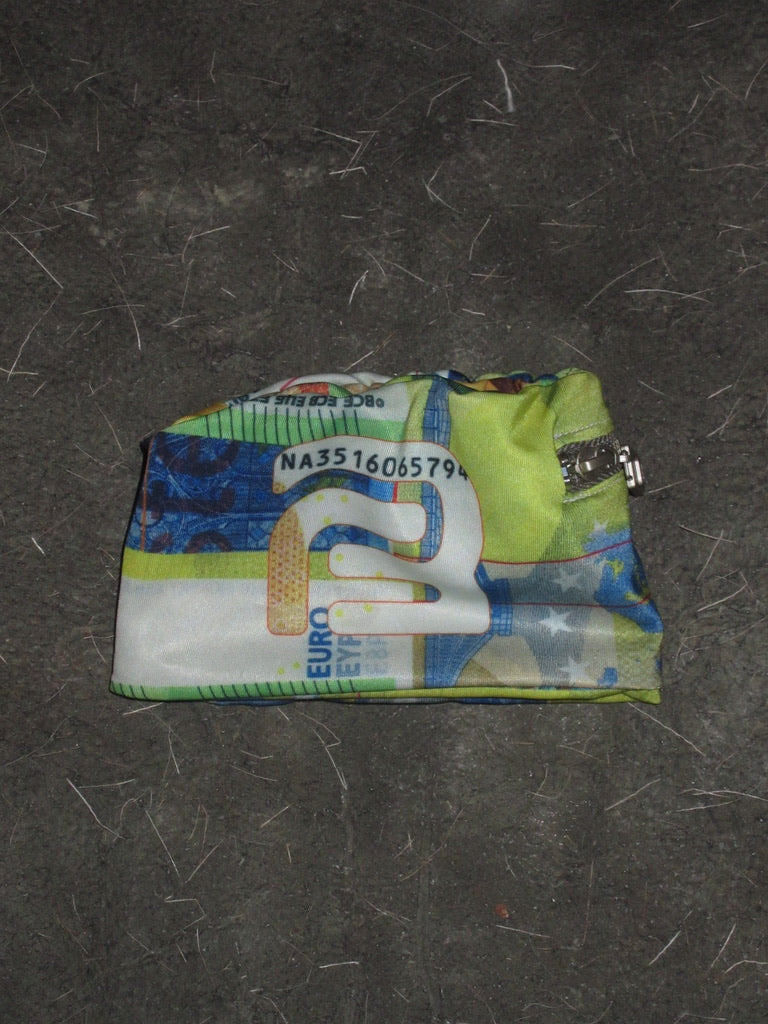 COUNTERFEIT EURO BICEP ZIPPER POCKET