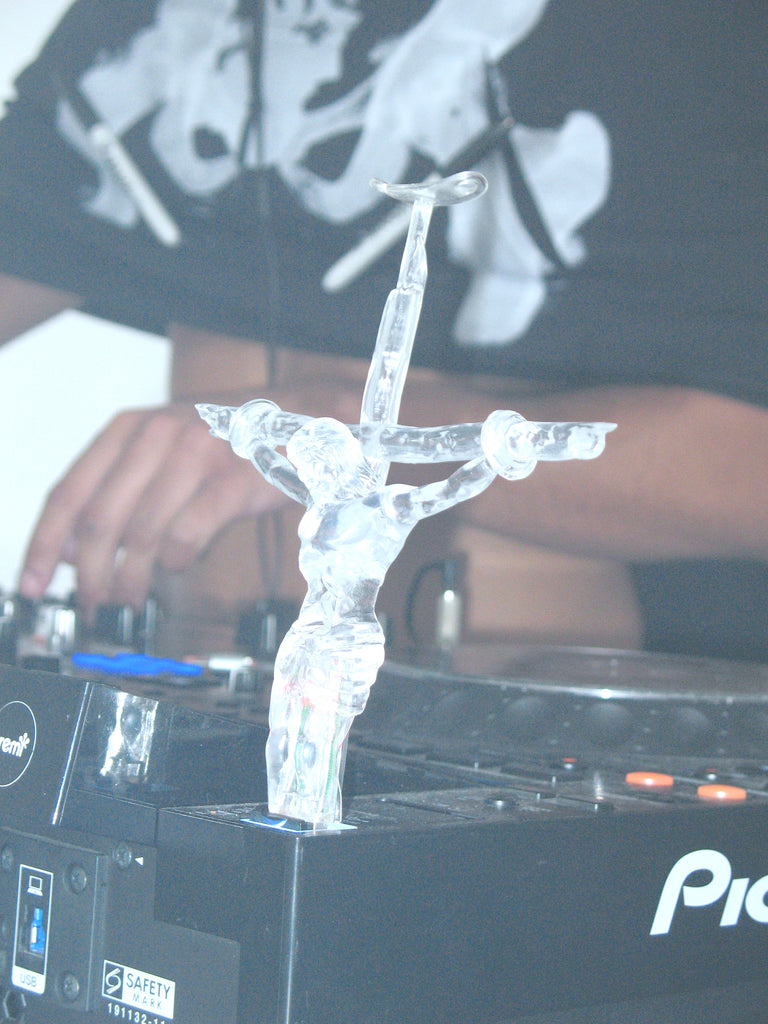 B-VIRUS CRUCIFIX USB