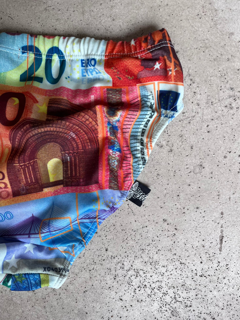 COUNTERFEIT EUROS SPEEDO