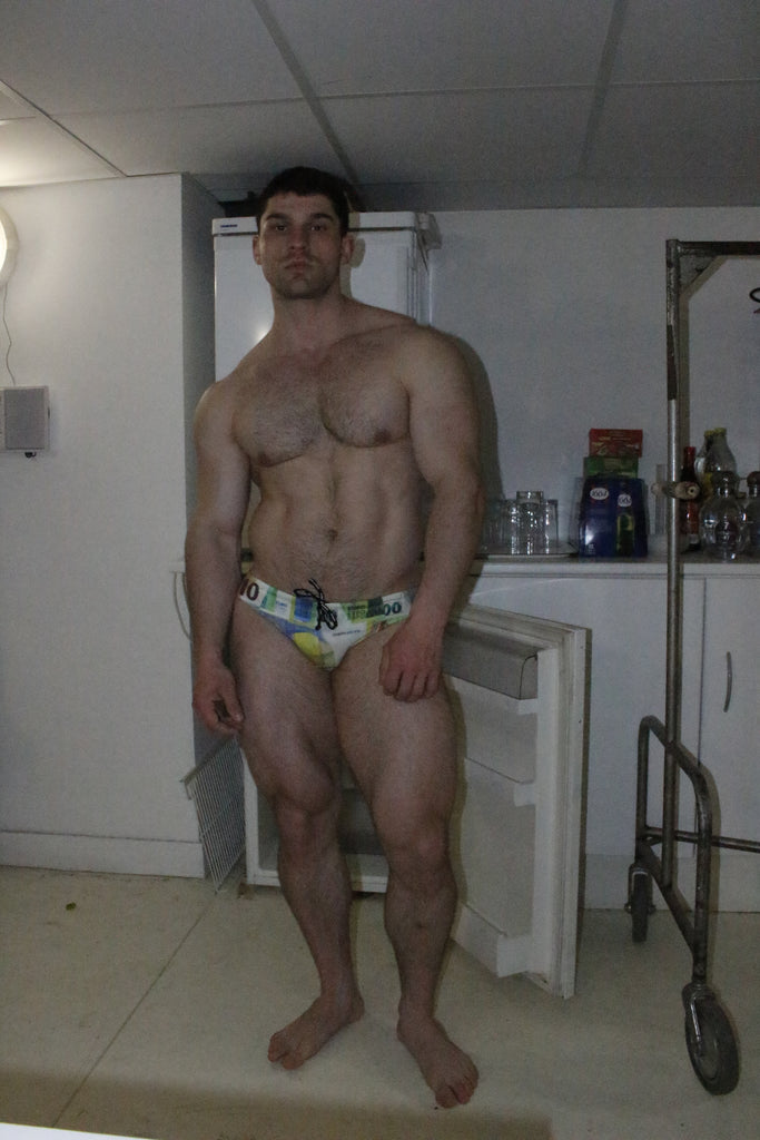 COUNTERFEIT EUROS SPEEDO