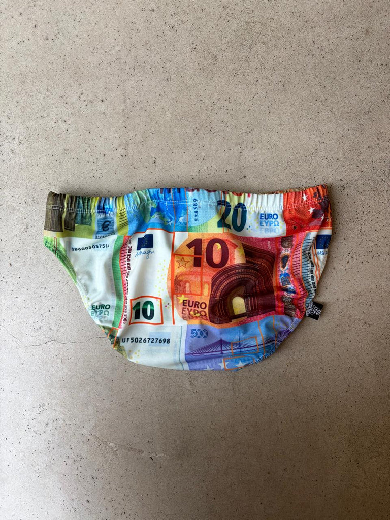 COUNTERFEIT EUROS SPEEDO